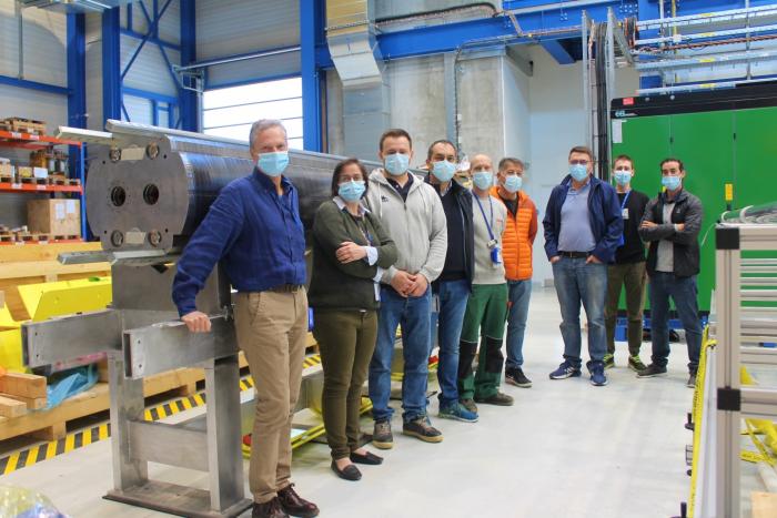 Reception of the Elytt magnet at CERN, at building 311 (Image: I. Garcia Obrero)