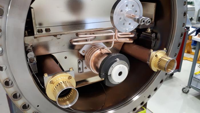 MKI-Cool inside vacuum tank (Image: CERN)